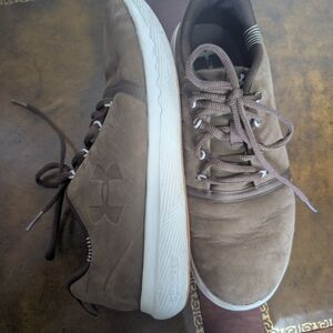 Under Armour Men's Brown Sneakers